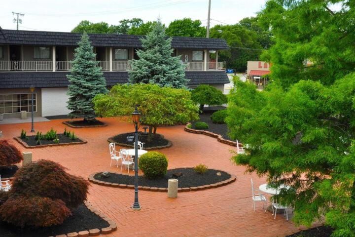 Avalon Inn Сандаски Экстерьер фото
